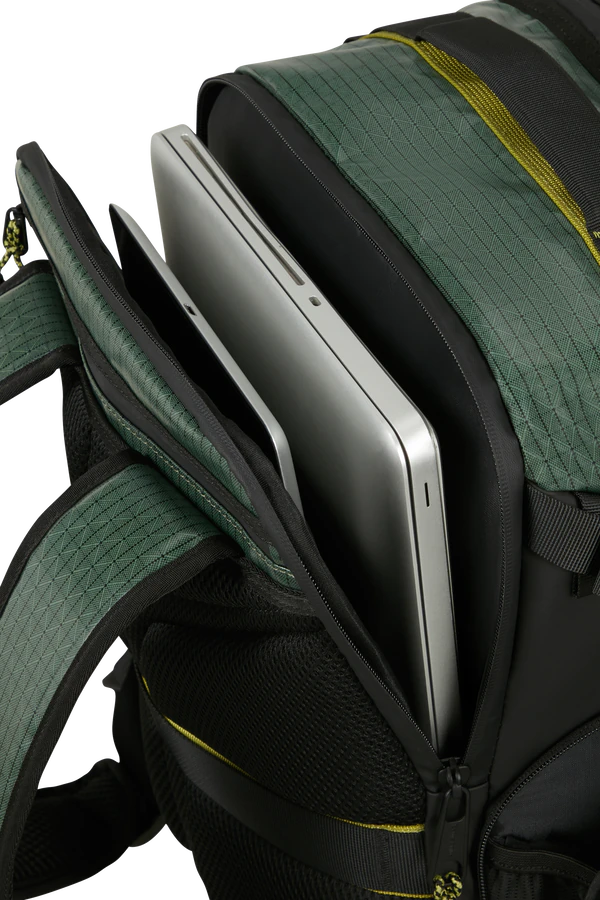 Mochila de Viagem Cabine M Verde - Outtrax | Samsonite